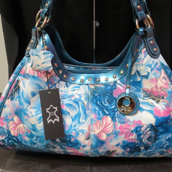 M.C. Genuine Leather Handbag or Purse - Picture 3 of 4